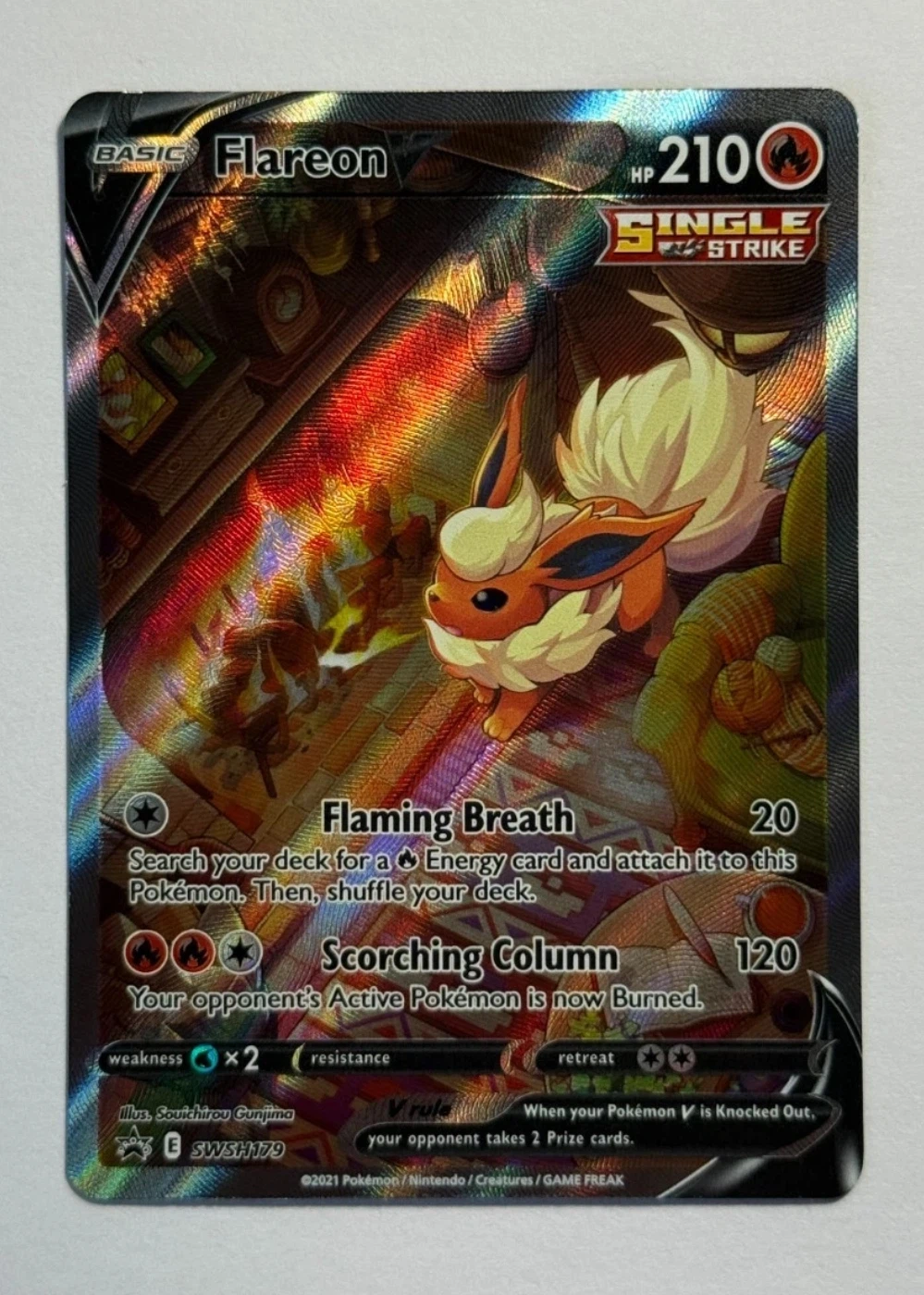 Flareon V SWSH179/307 SWSH Black Star Promos front card photo in GradeValue pregrading report