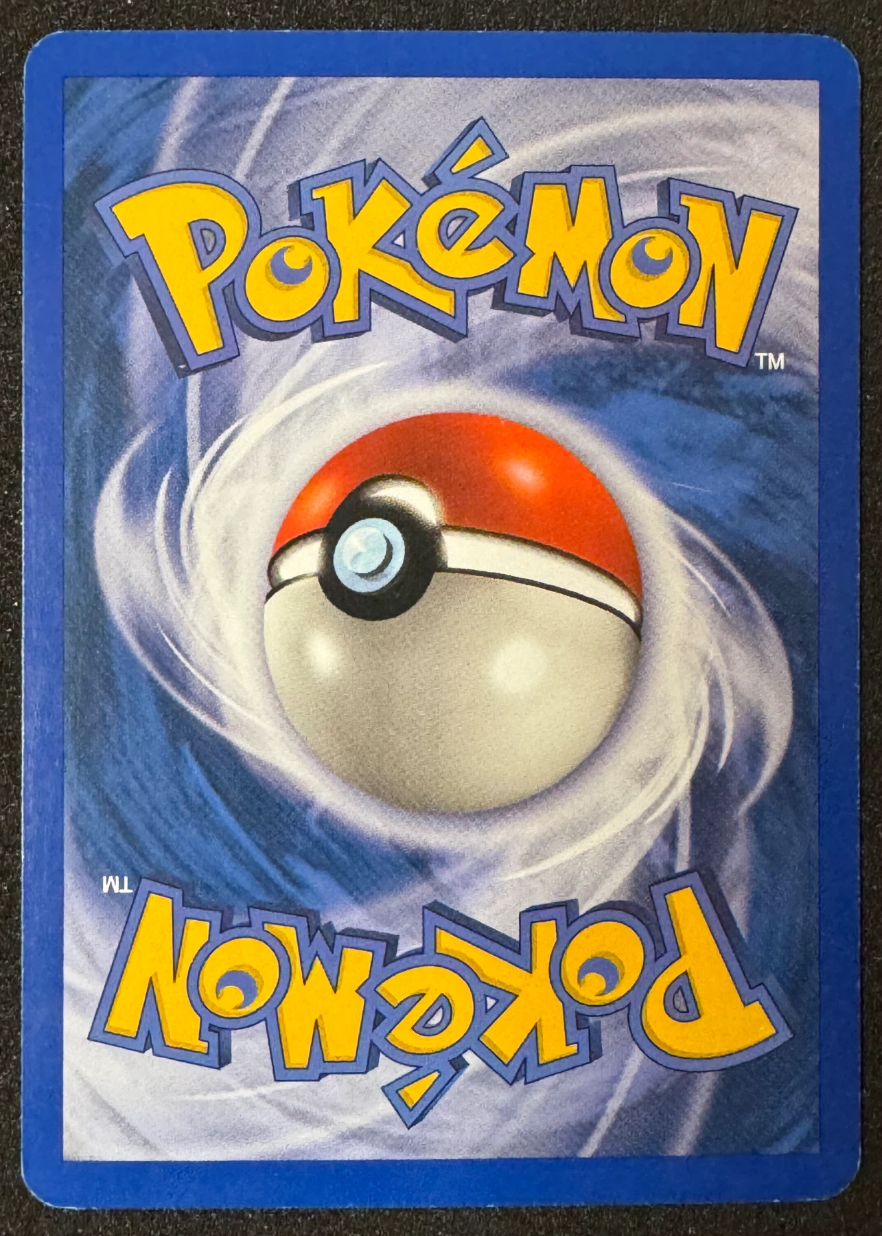 Umbreon H29/147 Aquapolis back card photo in GradeValue pregrading report