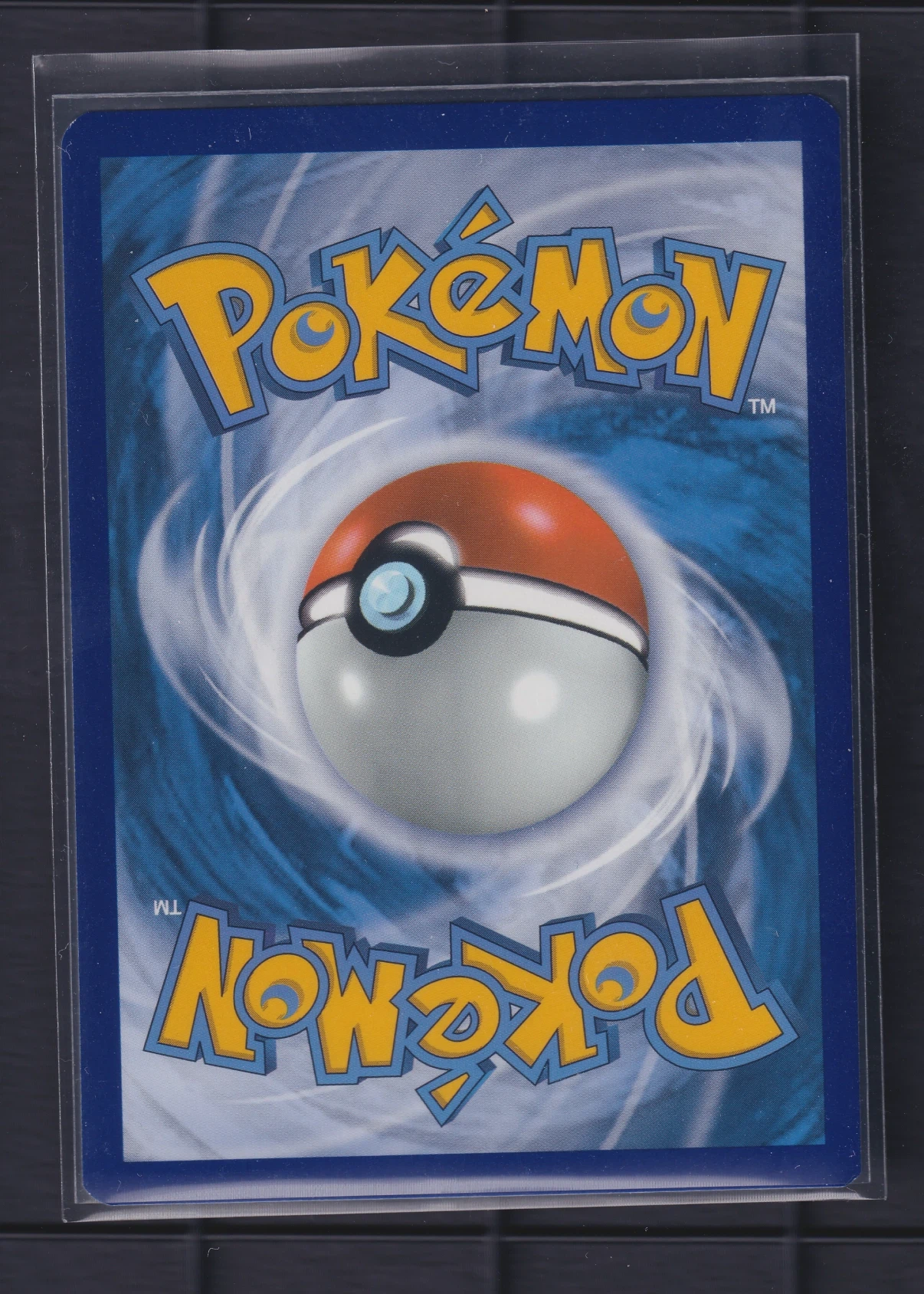 Charizard VSTAR SWSH262/307 SWSH Black Star Promos back card photo in GradeValue pregrading report