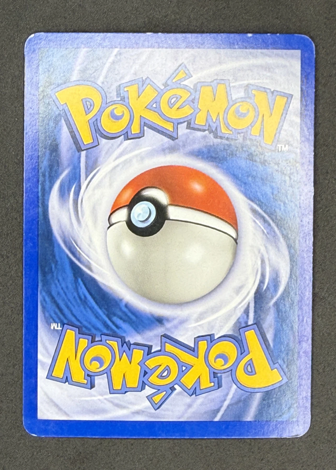Umbreon H29/147 Aquapolis back card photo in GradeValue pregrading report