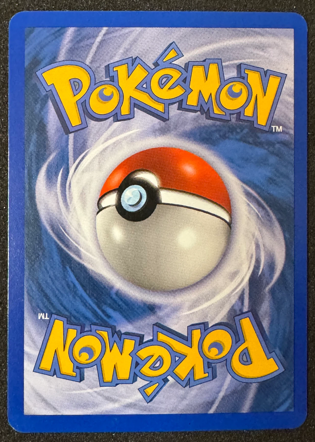 Houndoom H11/147 Aquapolis back card photo in GradeValue pregrading report