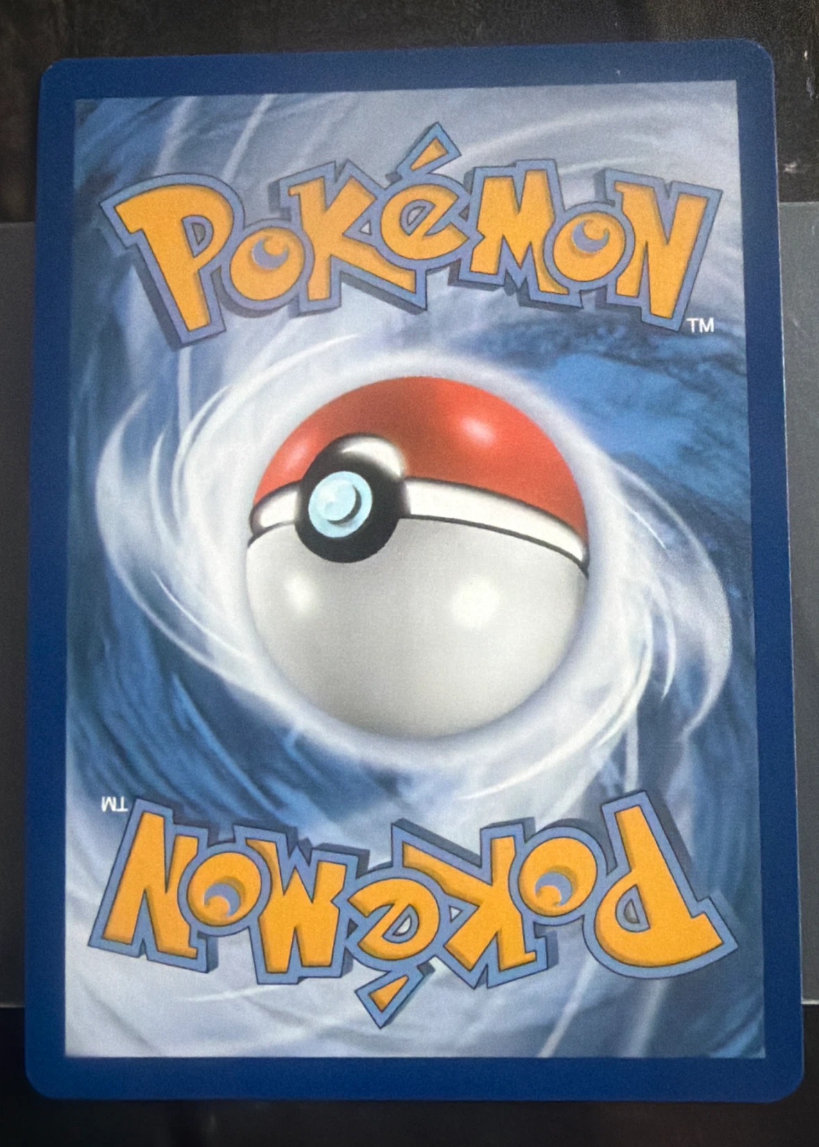 Charizard V SWSH260/307 SWSH Black Star Promos back card photo in GradeValue pregrading report