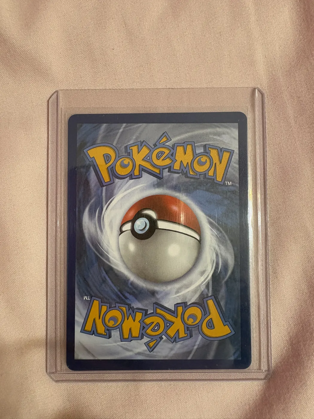 Umbreon VMAX 215/203 Evolving Skies back card photo in GradeValue pregrading report