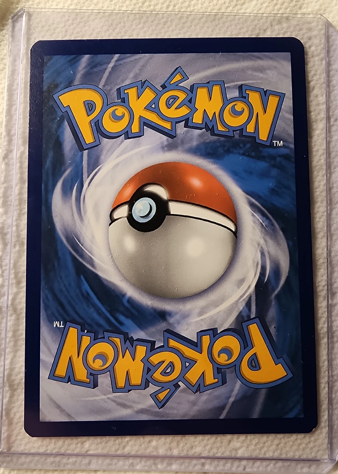 Charizard VSTAR SWSH262/307 SWSH Black Star Promos back card photo in GradeValue pregrading report