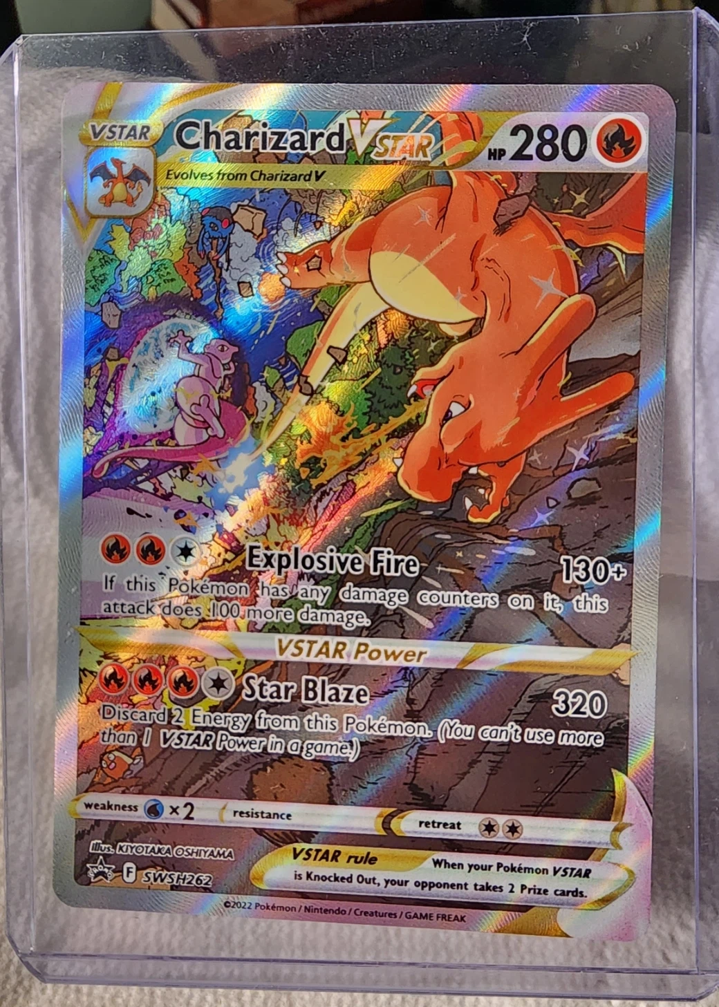 Charizard VSTAR SWSH262/307 SWSH Black Star Promos front card photo in GradeValue pregrading report