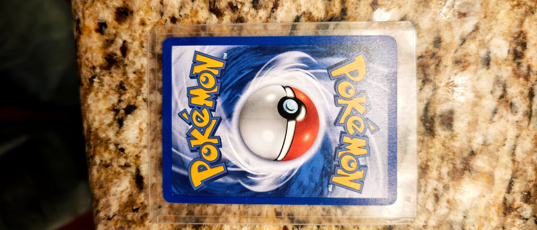 Dark Charizard 004/82 Team Rocket back card photo in GradeValue pregrading report