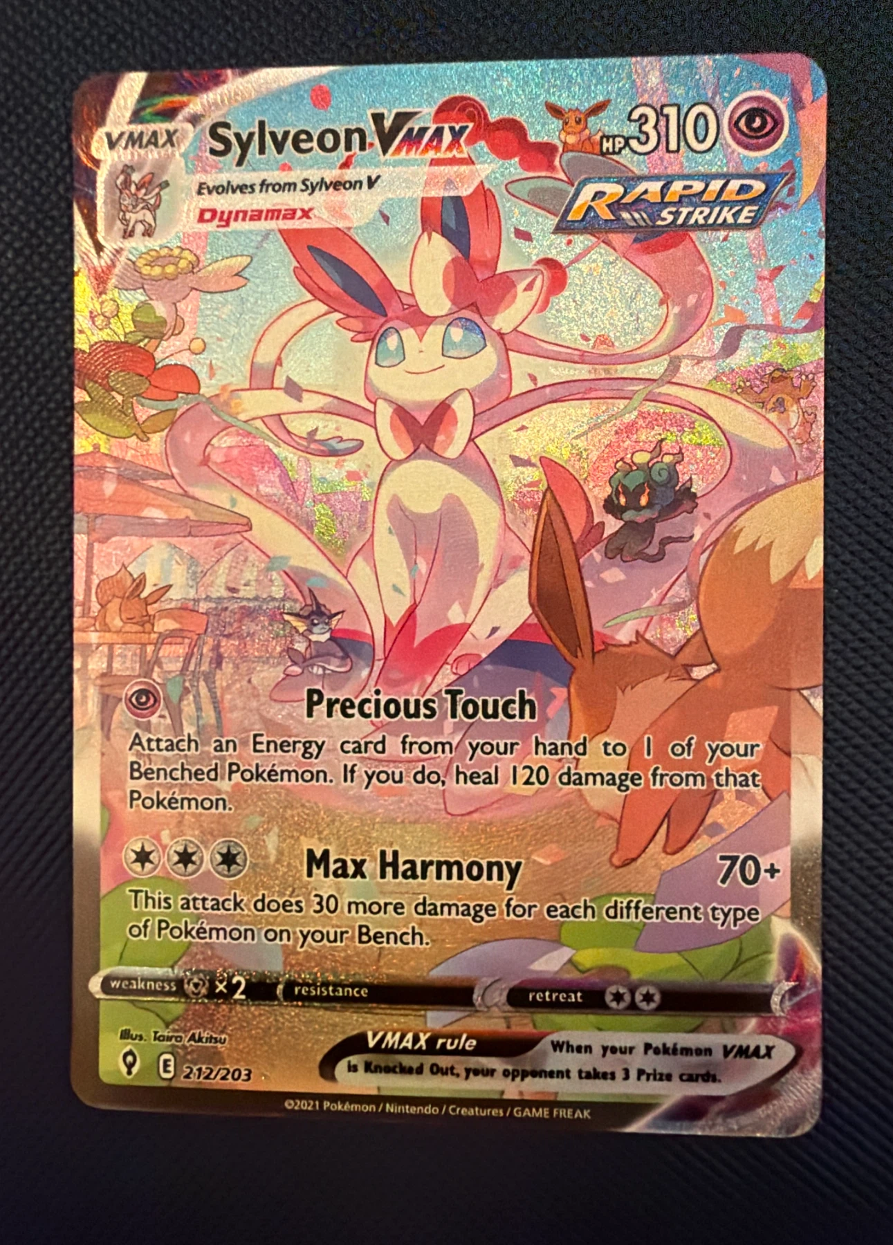 Sylveon VMAX 212/203 Evolving Skies front card photo in GradeValue pregrading report