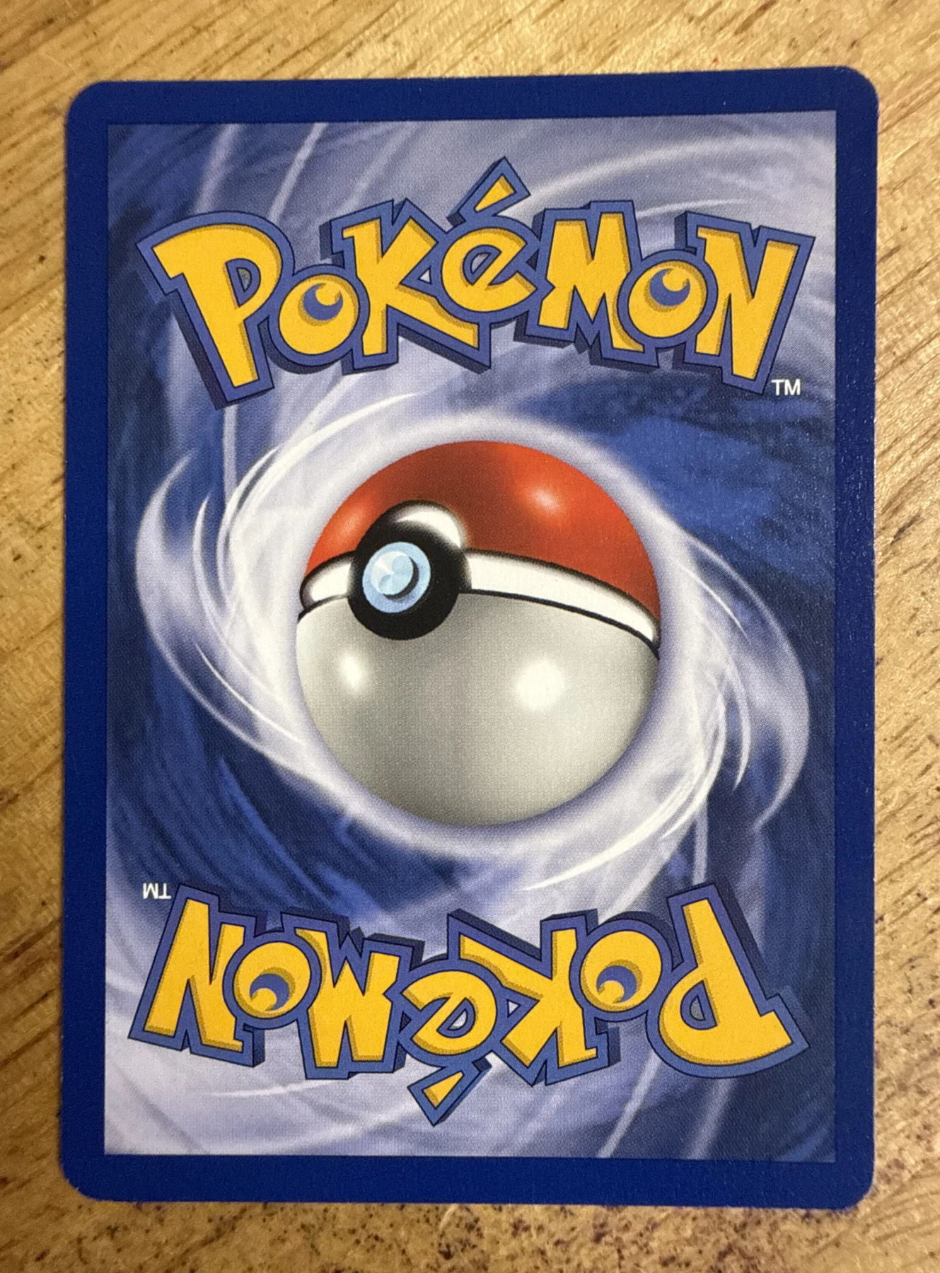 Magneton 011/62 Fossil back card photo in GradeValue pregrading report