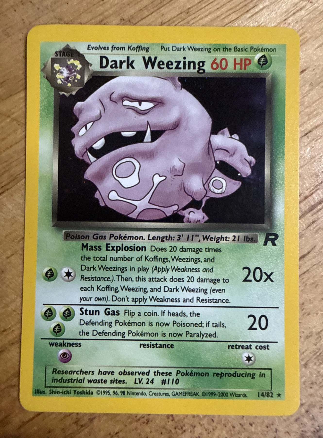 Dark Weezing 031/82 Team Rocket front card photo in GradeValue pregrading report